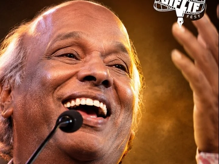 Rahat Indori — Urdu poet · GIFLIF Fest