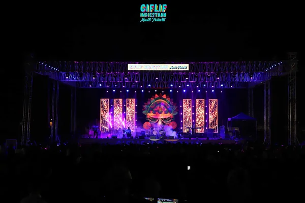 Indiestaan Gurugram — Full stage and audience · 2024